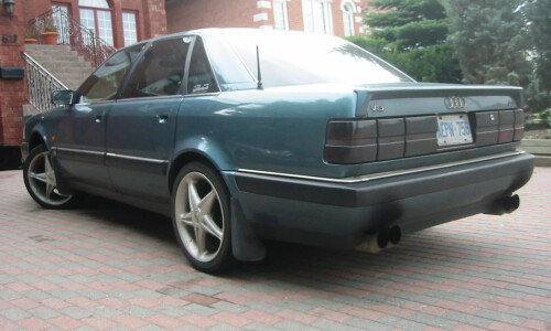 Audi V8 photo 2