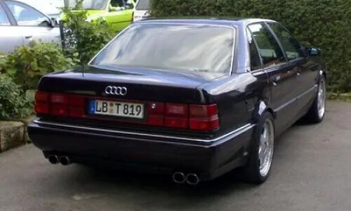 Audi V8 photo 10