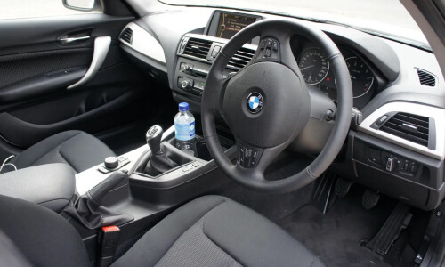 BMW 116i photo 2