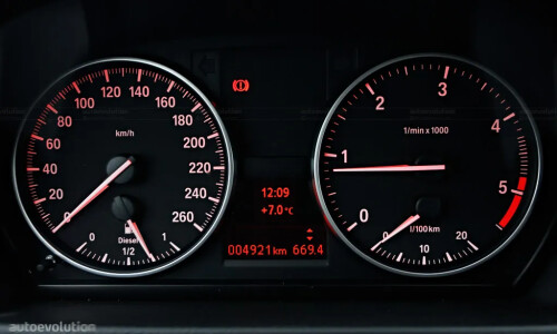 BMW 320 photo 9