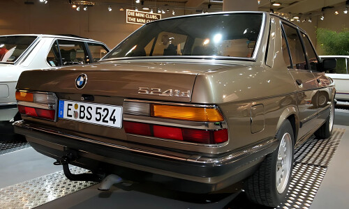 BMW 524 #8