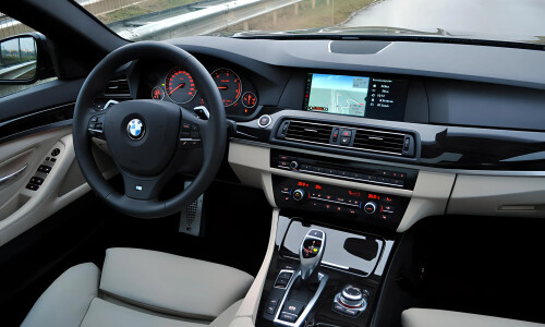 BMW 525d #8