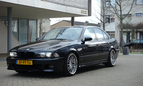 BMW 540i #7