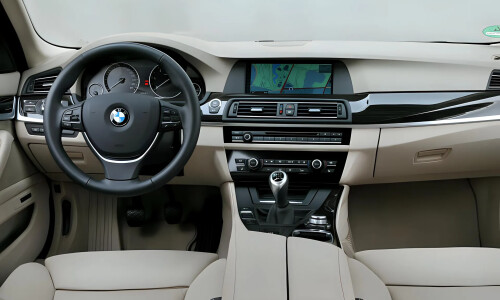 BMW 5er Touring #16