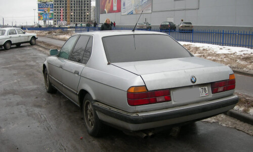 BMW 730 photo 14