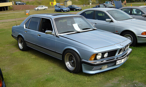 BMW 733i #2