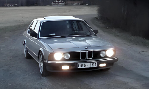 BMW 745i Turbo photo 5
