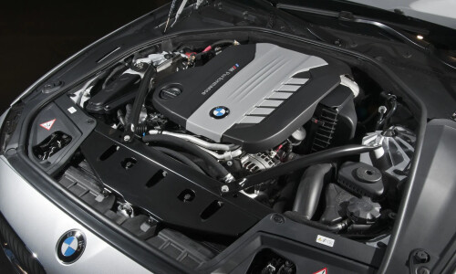 BMW M 550d photo 13