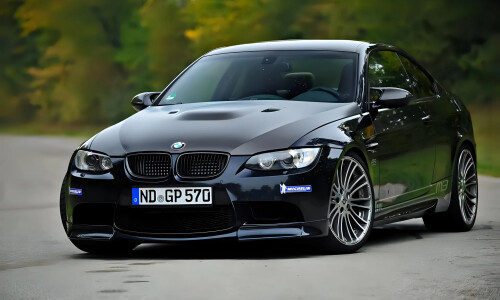 BMW M3 photo 3