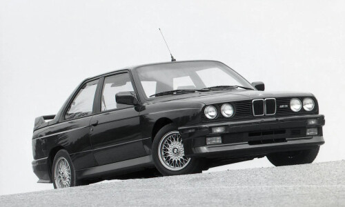 BMW M3 photo 16