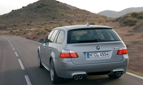 BMW M5 Touring photo 5