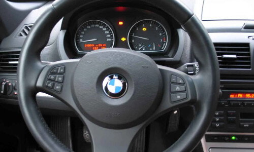 BMW X3 2.0i photo 4