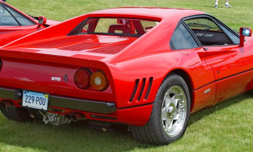 Ferrari 288 #8