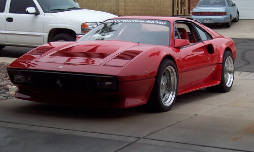 Ferrari 308 photo 5