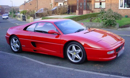 Ferrari 355 photo 15