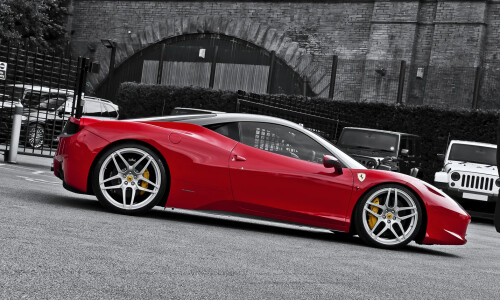 Ferrari 458 Italia photo 7
