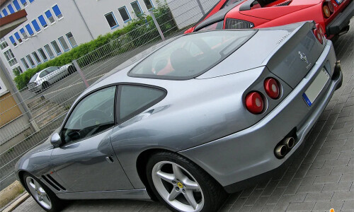 Ferrari 550 #13