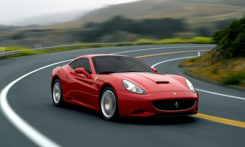 Ferrari California photo 1