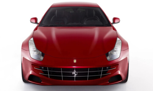 Ferrari FF photo 11