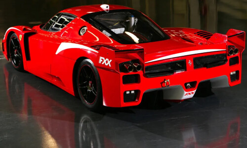 Ferrari FXX photo 6
