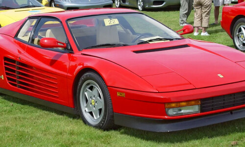 Ferrari Testarossa photo 17
