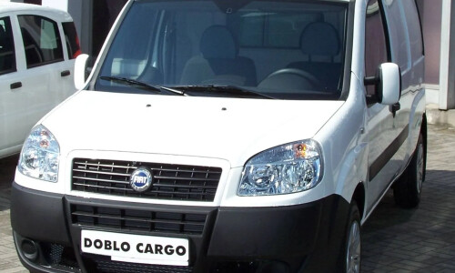 Fiat Doblo Cargo photo 1