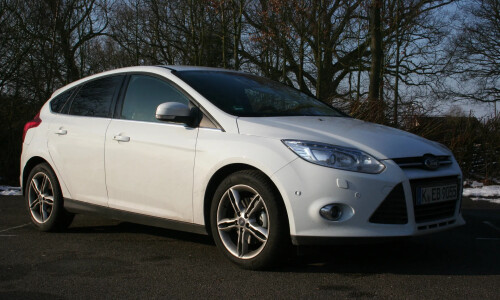 Ford Focus 1.0 EcoBoost photo 12