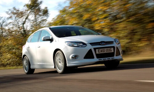 Ford Focus EcoBoost S photo 3