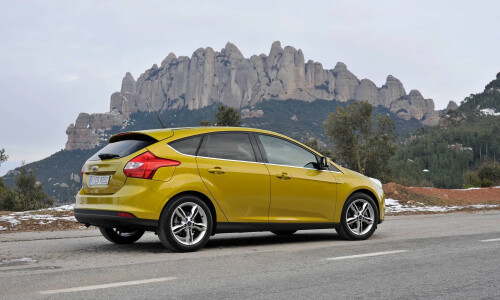 Ford Focus EcoBoost S photo 7