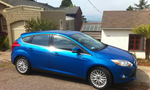 Ford Focus Electric photo 11