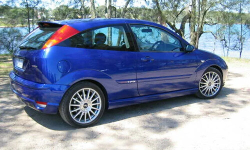 Ford Focus ST170 photo 7