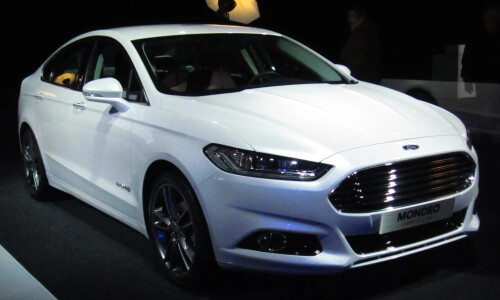 Ford Mondeo photo 11