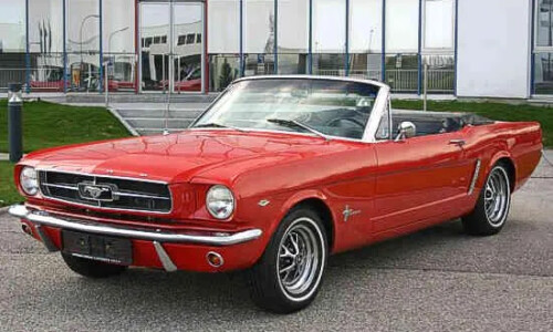 Ford Mustang Cabrio photo 11