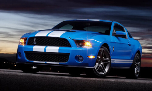 Ford Mustang Shelby GT500 photo 8