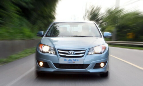 Hyundai Elantra LPI HEV #4