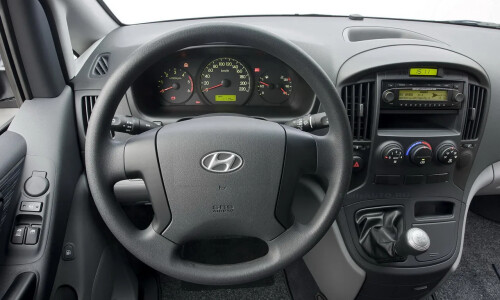 Hyundai H1 #7