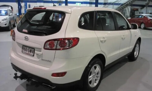 Hyundai Santa Fe Vanilla White #6