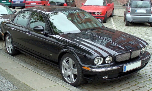 Jaguar XJR #2