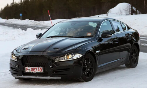 Jaguar XS photo 6
