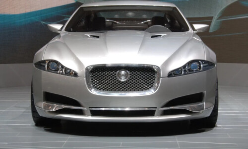 Jaguar XV image #3
