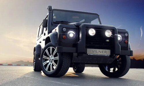 Land-Rover Defender Style #1