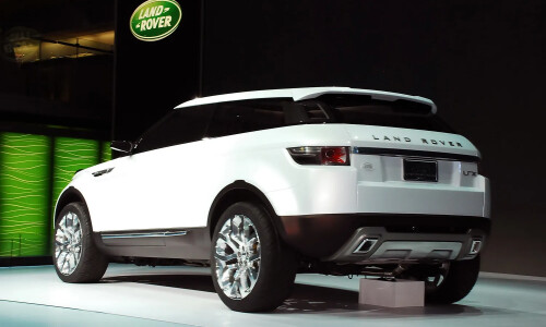 Land-Rover Range Rover LRX image #2