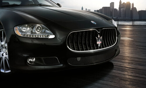 Maserati Quattroporte S photo 13