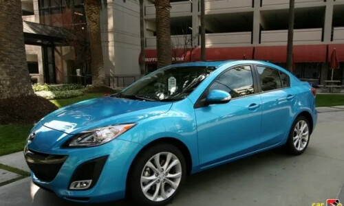 Mazda Mazda3 photo 9