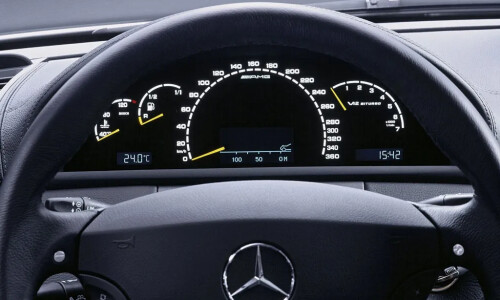 Mercedes-Benz CL 65 AMG #14