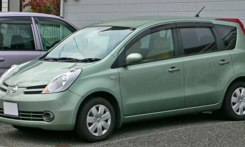 NISSAN Note #4