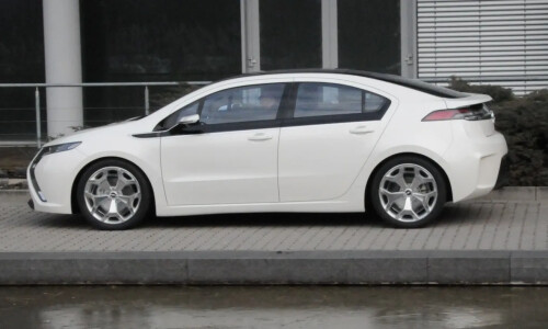 Opel Ampera photo 13