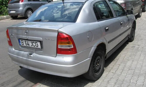 Opel Astra 1.6 Twinport #11