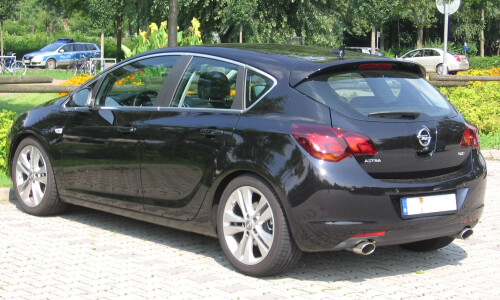 Opel Astra 2.0 CDTI #10