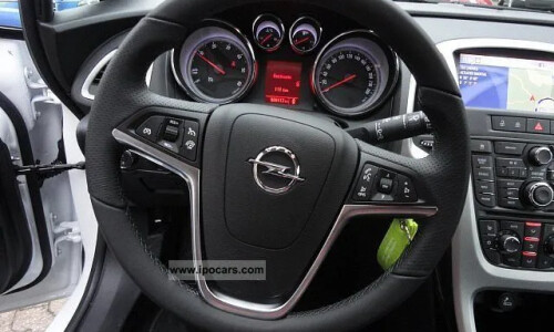 Opel Astra 2.0 CDTI #18